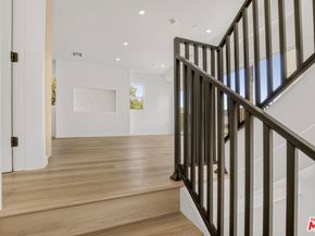 10828 Hesby Street, North Hollywood CA 91601
