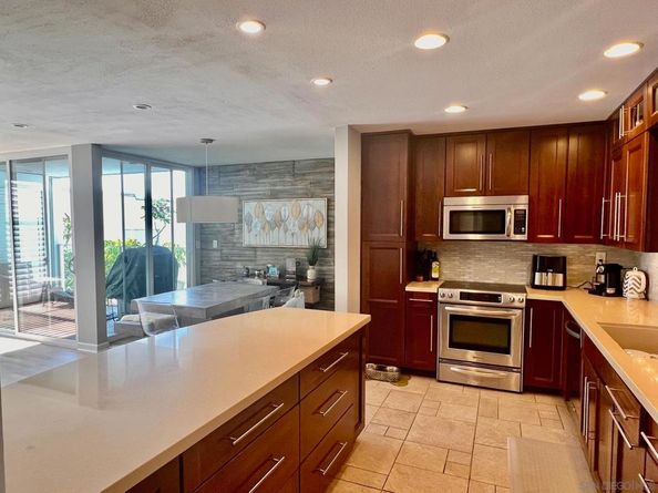 3850 Riviera Drive 3B, San Diego CA 92109