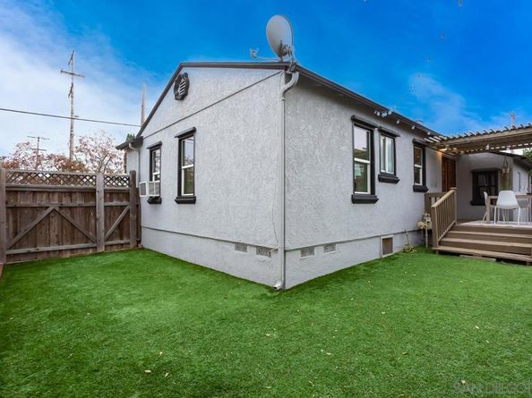 3848 Monroe Avenue, San Diego CA 92116