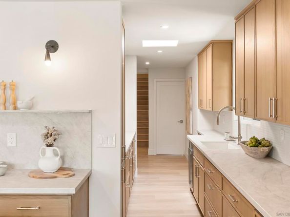 4543 Moraga Ave, San Diego CA 92117