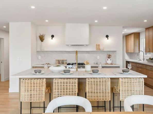 4543 Moraga Ave, San Diego CA 92117