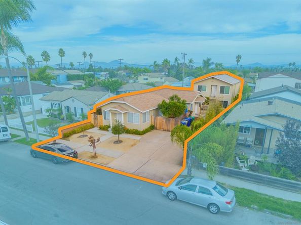 4555 57 36th, San Diego CA 92116