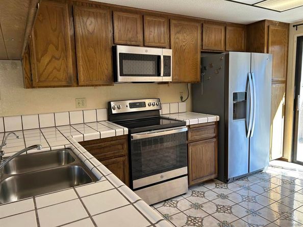 10450 Ridgewater Ln, San Diego CA 92131