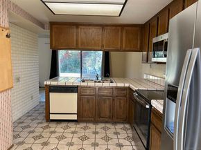 10450 Ridgewater Ln, San Diego CA 92131