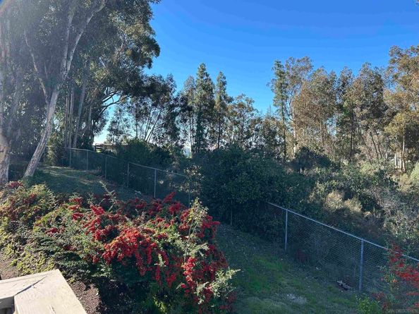 10450 Ridgewater Ln, San Diego CA 92131