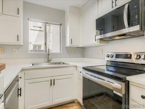 11313 Avenida De Los Lobos B, San Diego CA 92127