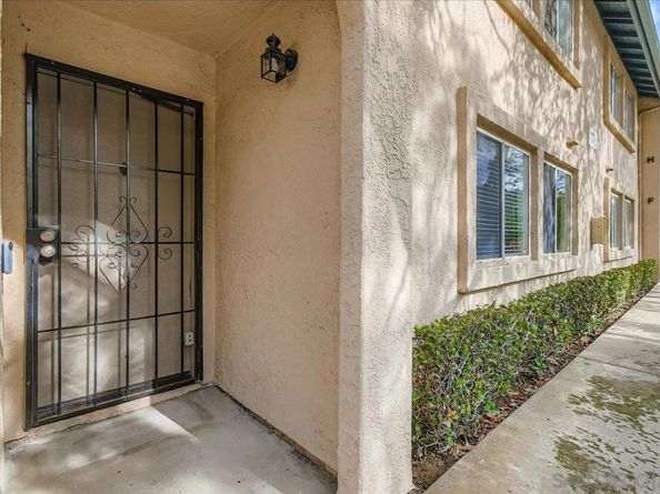 11313 Avenida De Los Lobos B, San Diego CA 92127