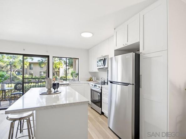 7858 Cowles Mountain Ct D7, San Diego CA 92119