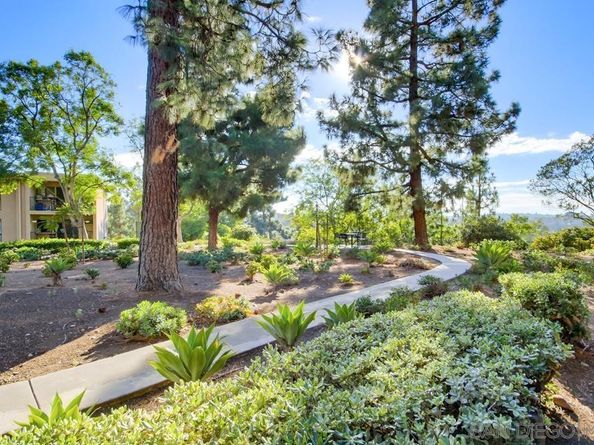 7858 Cowles Mountain Ct D7, San Diego CA 92119