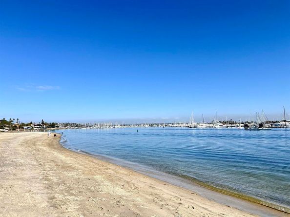 370 Rosecrans St 302, San Diego CA 92106