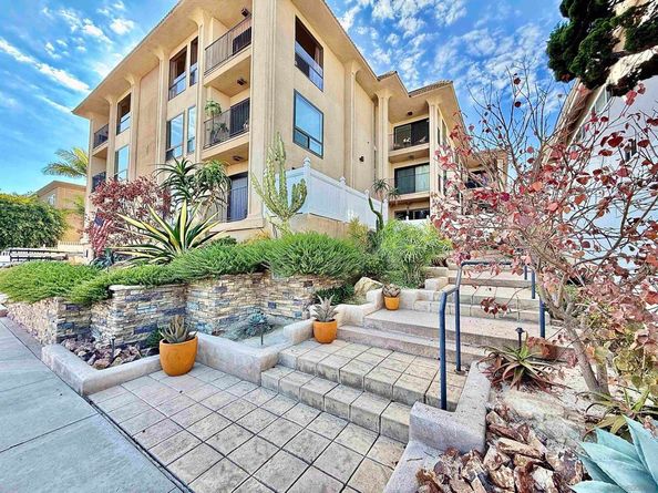 370 Rosecrans St 302, San Diego CA 92106