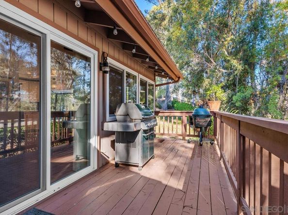 1844 Wintergreen Glen, Escondido CA 92026