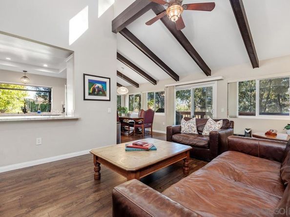 1844 Wintergreen Glen, Escondido CA 92026