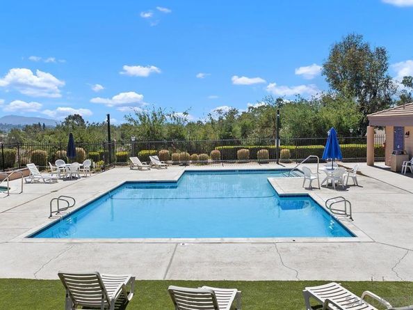 1844 Wintergreen Glen, Escondido CA 92026