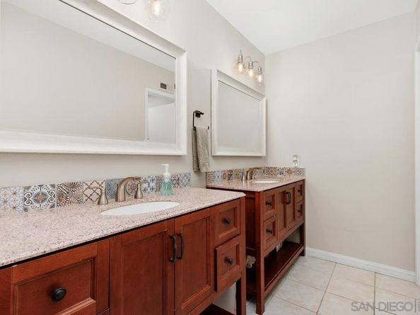 1844 Wintergreen Glen, Escondido CA 92026