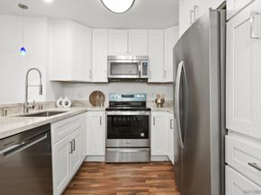 10325 Caminito Cuervo 185, San Diego CA 92108