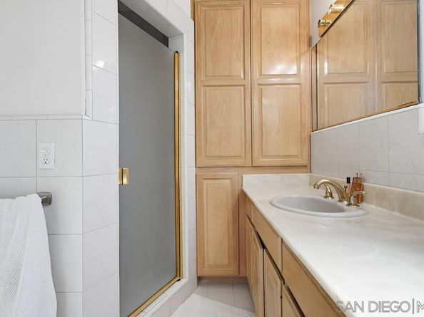 1654 Linwood, San Diego CA 92103