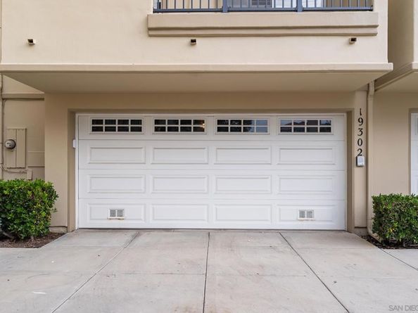 19302 Sawgrass Ln, Huntington Beach CA 92648