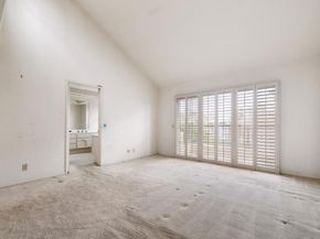 19302 Sawgrass Ln, Huntington Beach CA 92648