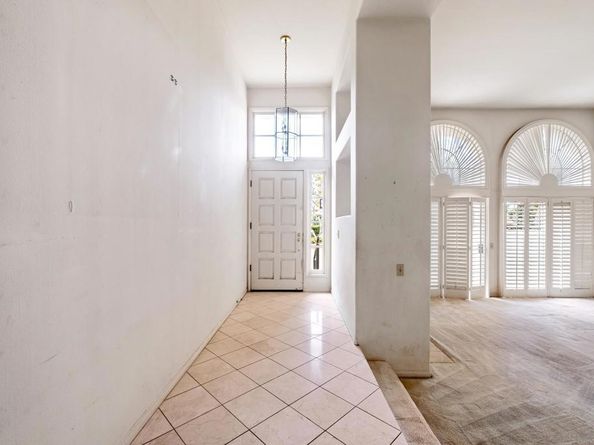 19302 Sawgrass Ln, Huntington Beach CA 92648