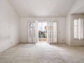 19302 Sawgrass Ln, Huntington Beach CA 92648