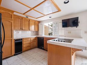 19302 Sawgrass Ln, Huntington Beach CA 92648