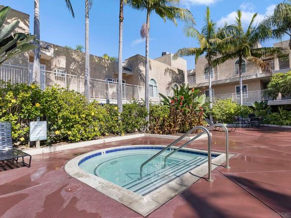 5252 Orange Avenue 313, San Diego CA 92115