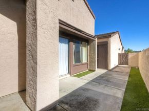 2049 Golden Circle Dr, Escondido CA 92026