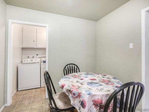 2049 Golden Circle Dr, Escondido CA 92026