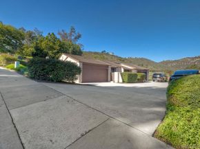 2049 Golden Circle Dr, Escondido CA 92026