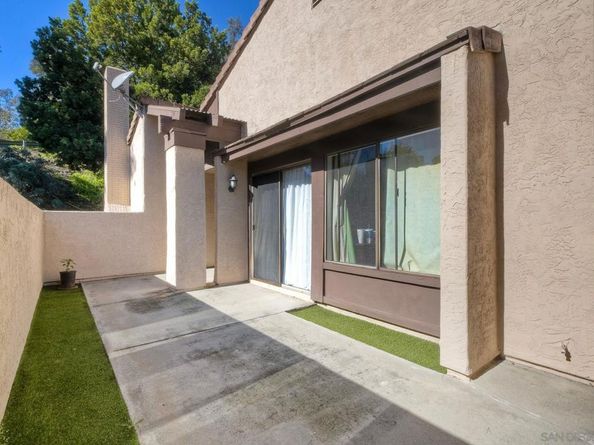 2049 Golden Circle Dr, Escondido CA 92026