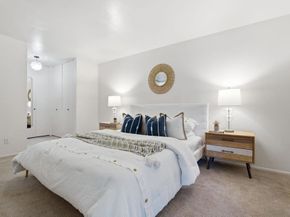 6455 La Jolla Blvd 206, La Jolla CA 92037