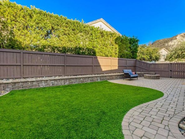 2769 Overlook Point Dr, Escondido CA 92029