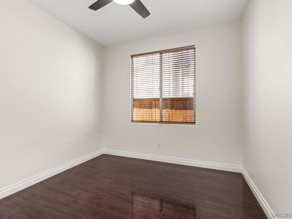 3083 Sprucewood Ln, Escondido CA 92027