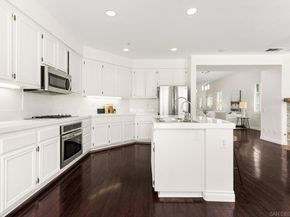 3083 Sprucewood Ln, Escondido CA 92027