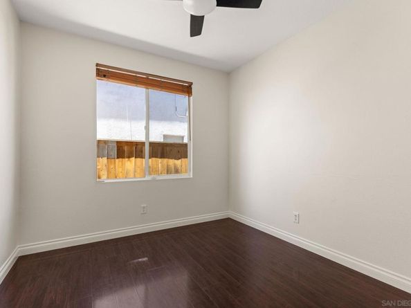3083 Sprucewood Ln, Escondido CA 92027