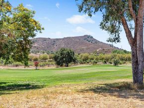 3083 Sprucewood Ln, Escondido CA 92027