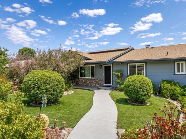 1958 Lejos Dr, Escondido CA 92025