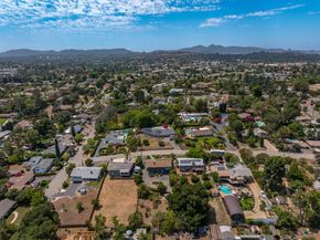 1958 Lejos Dr, Escondido CA 92025