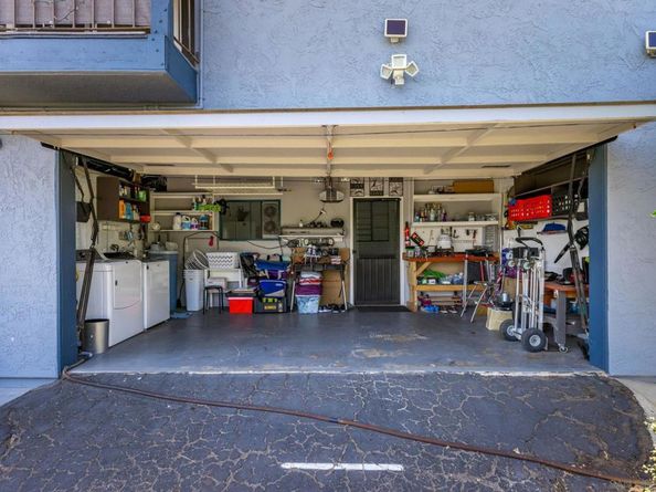 1958 Lejos Dr, Escondido CA 92025