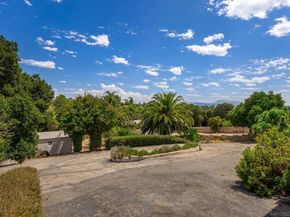 1958 Lejos Dr, Escondido CA 92025