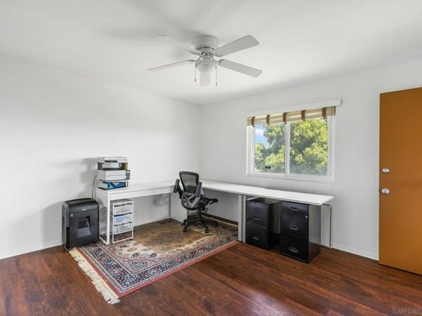 1958 Lejos Dr, Escondido CA 92025