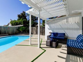 16934 Manresa, San Diego CA 92128