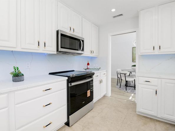 16934 Manresa, San Diego CA 92128