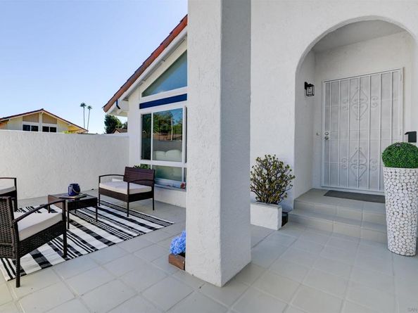 16934 Manresa, San Diego CA 92128