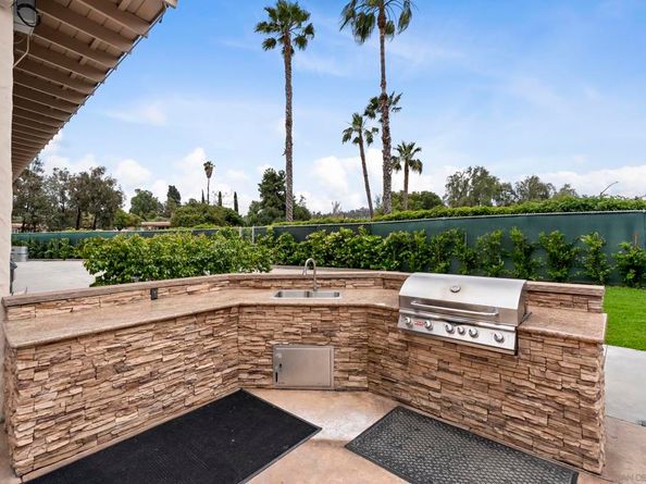 16934 Manresa, San Diego CA 92128