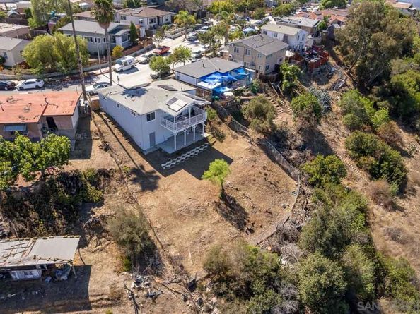 4888 Auburn Drive, San Diego CA 92105