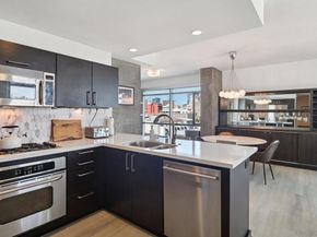 800 The Mark Ln 904, San Diego CA 92101