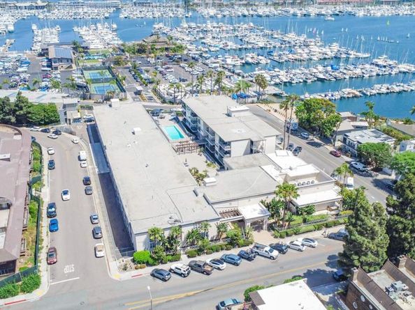 1021 Scott Street 122, San Diego CA 92106