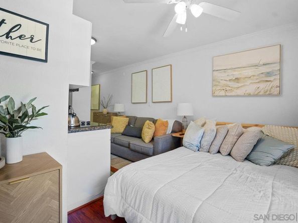 1021 Scott Street 122, San Diego CA 92106